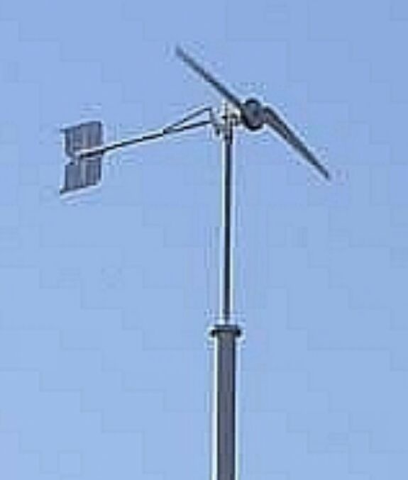 Мини вятър генератор, по-малък модел за опит