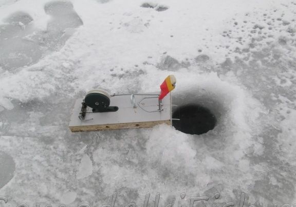 Уникален риболовен прът за зимен риболов със собствените си ръце