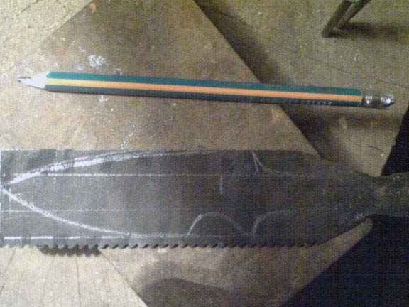 Домашен нож от метален трион